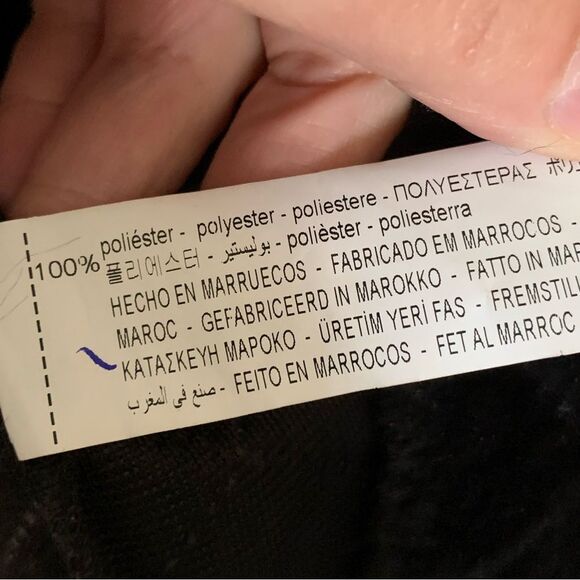 ZARA Black Quilted Faux Fur Cropped Long Sleeve Sweater Sweatshirt Size Small - Picture 7 of 8